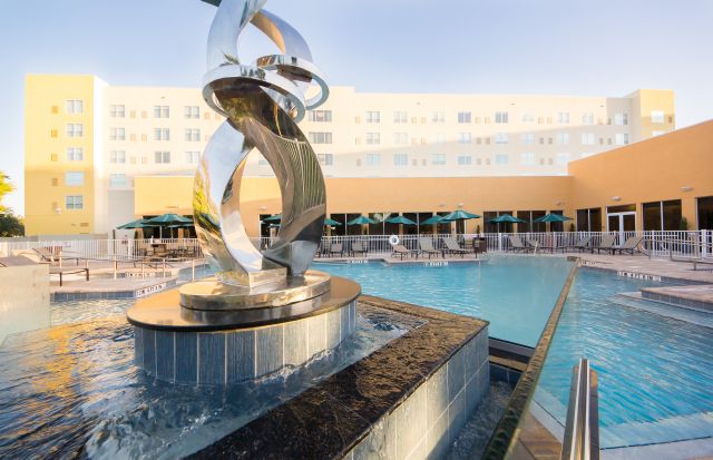 /hotelphotos/Hyatt-Place-Orlando-LBV-Pool3.JPG